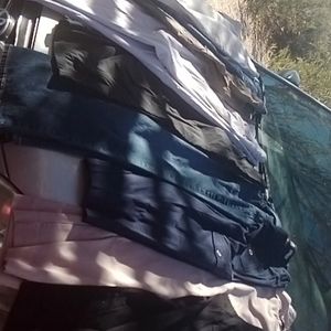 I am selling pants and capris their size 14w or 18